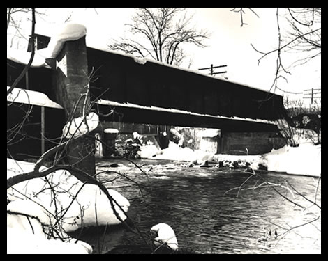 bridge in wintertime